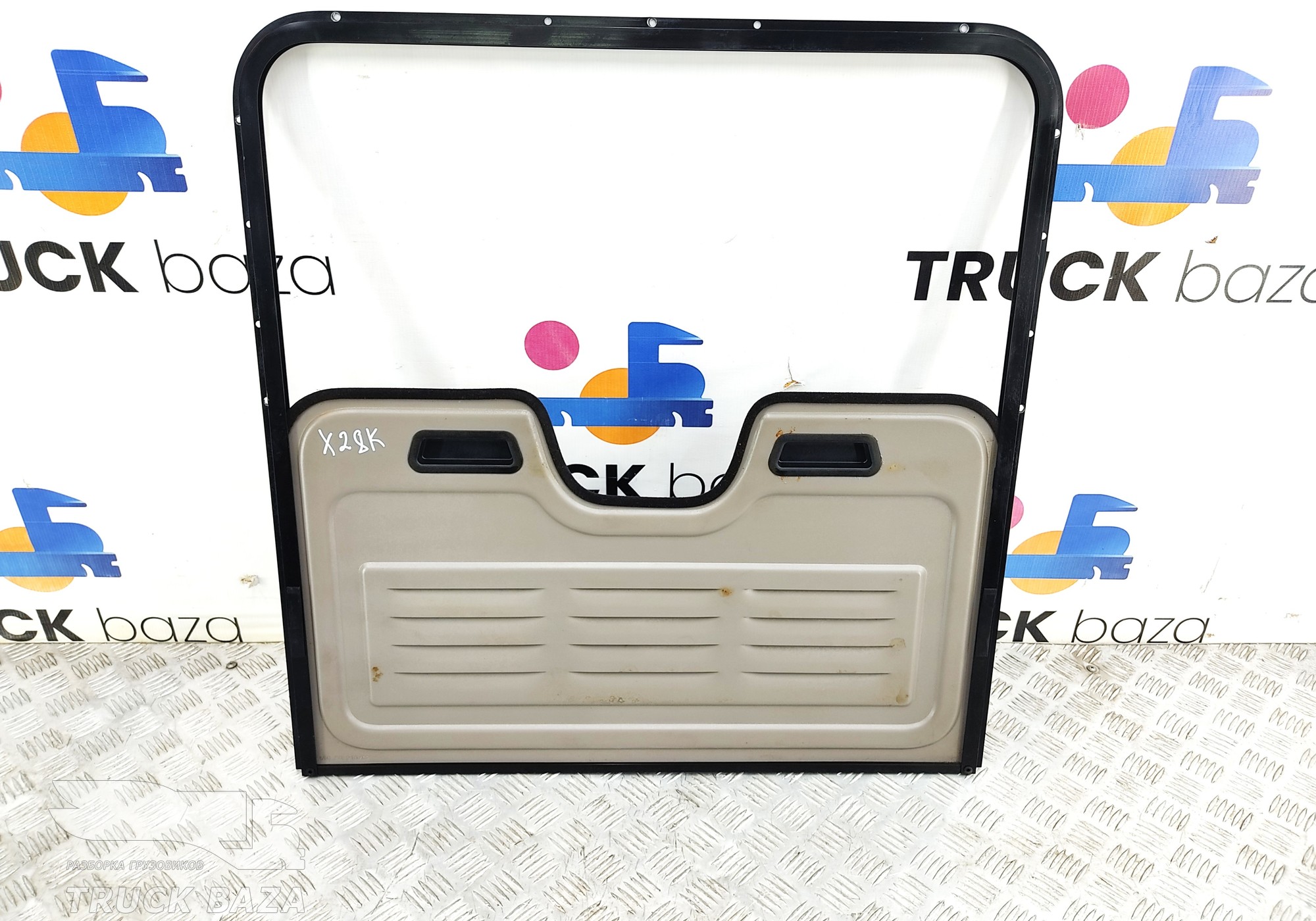 1651696 Шторка люка для Daf XF105 (с 2005)