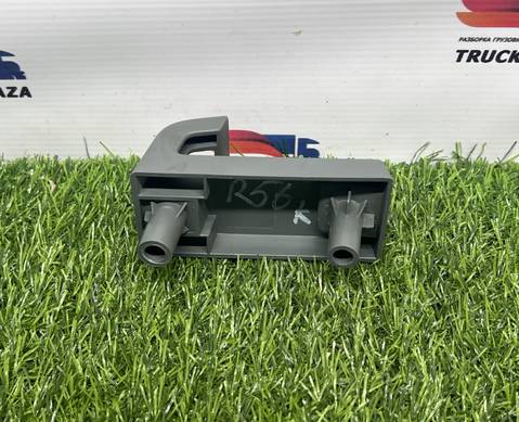 82291102 Крючок для одежды для Renault T (с 2013)