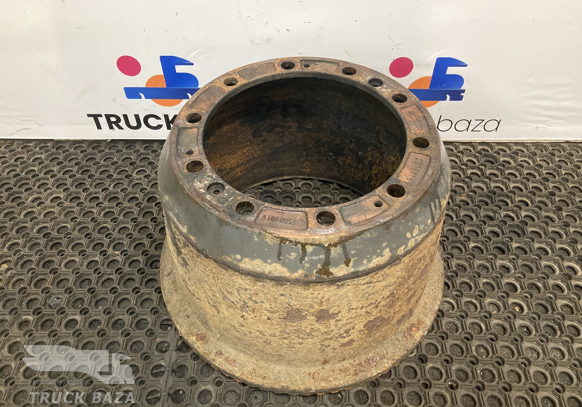 2378716 Барабан тормозной задний