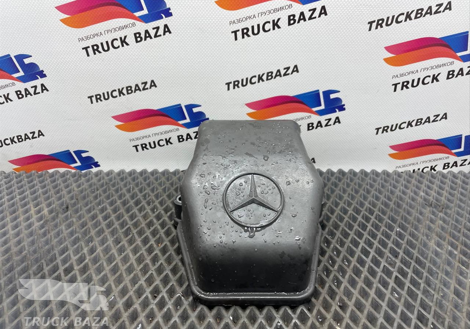 A4570100930 Крышка ГБЦ клапанная для Mercedes-Benz Axor III (с 2010)
