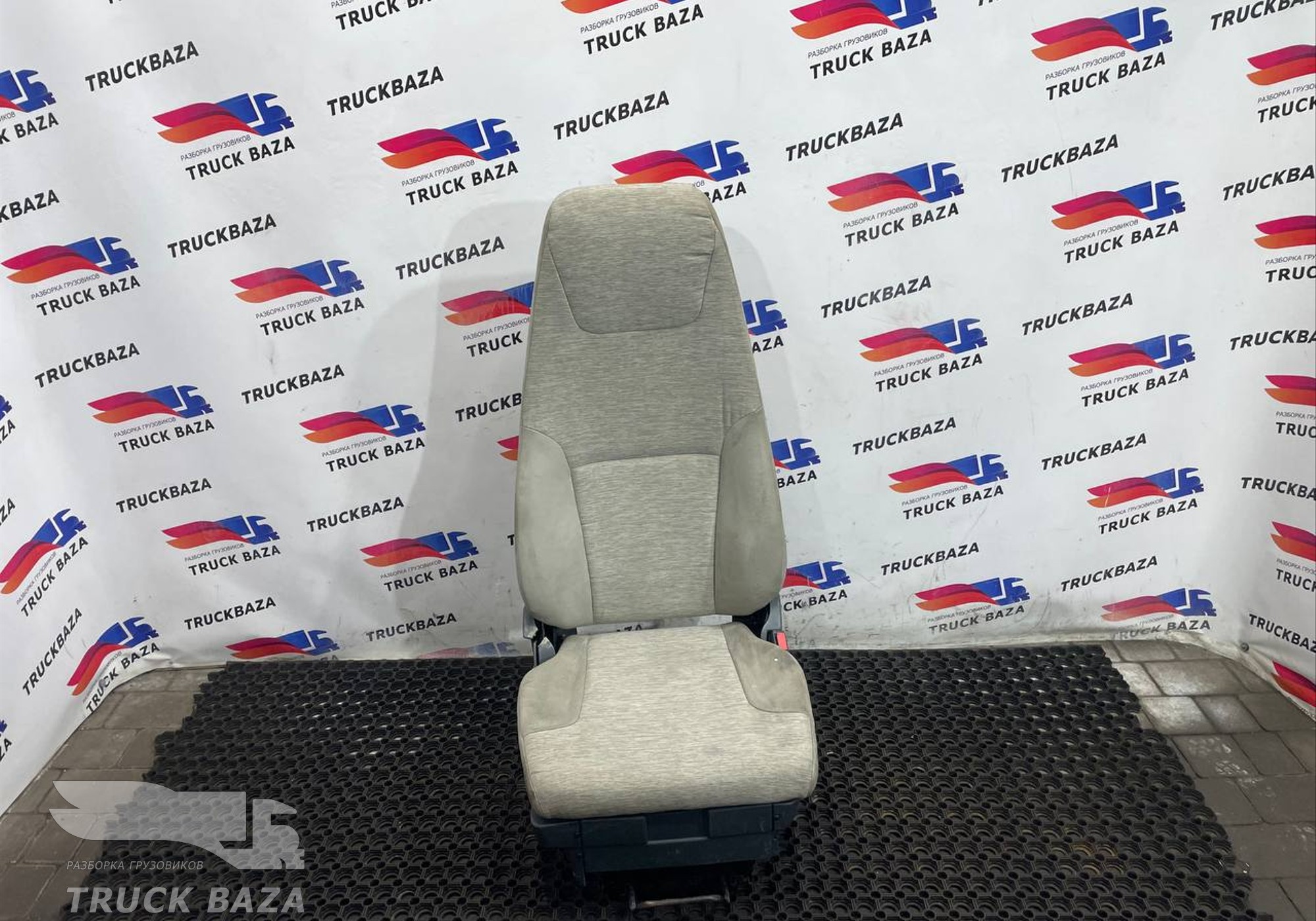 7485131007 Сиденье пассажирское механическое для Renault Premium II (с 2005 по 2013)