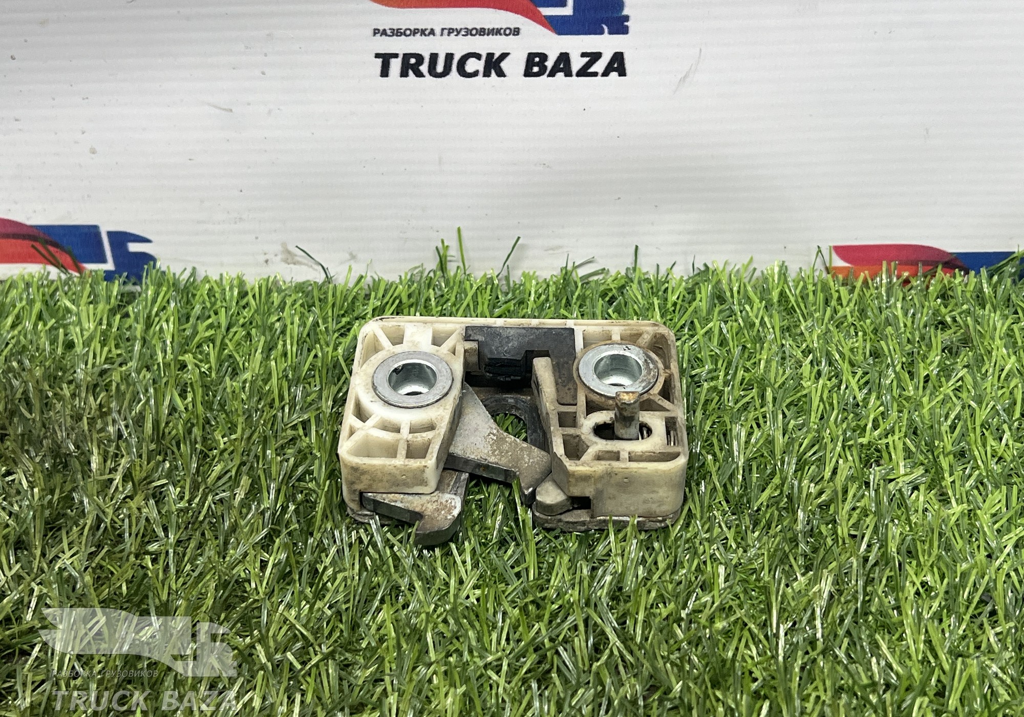 0159149 Замок двери наружный левый