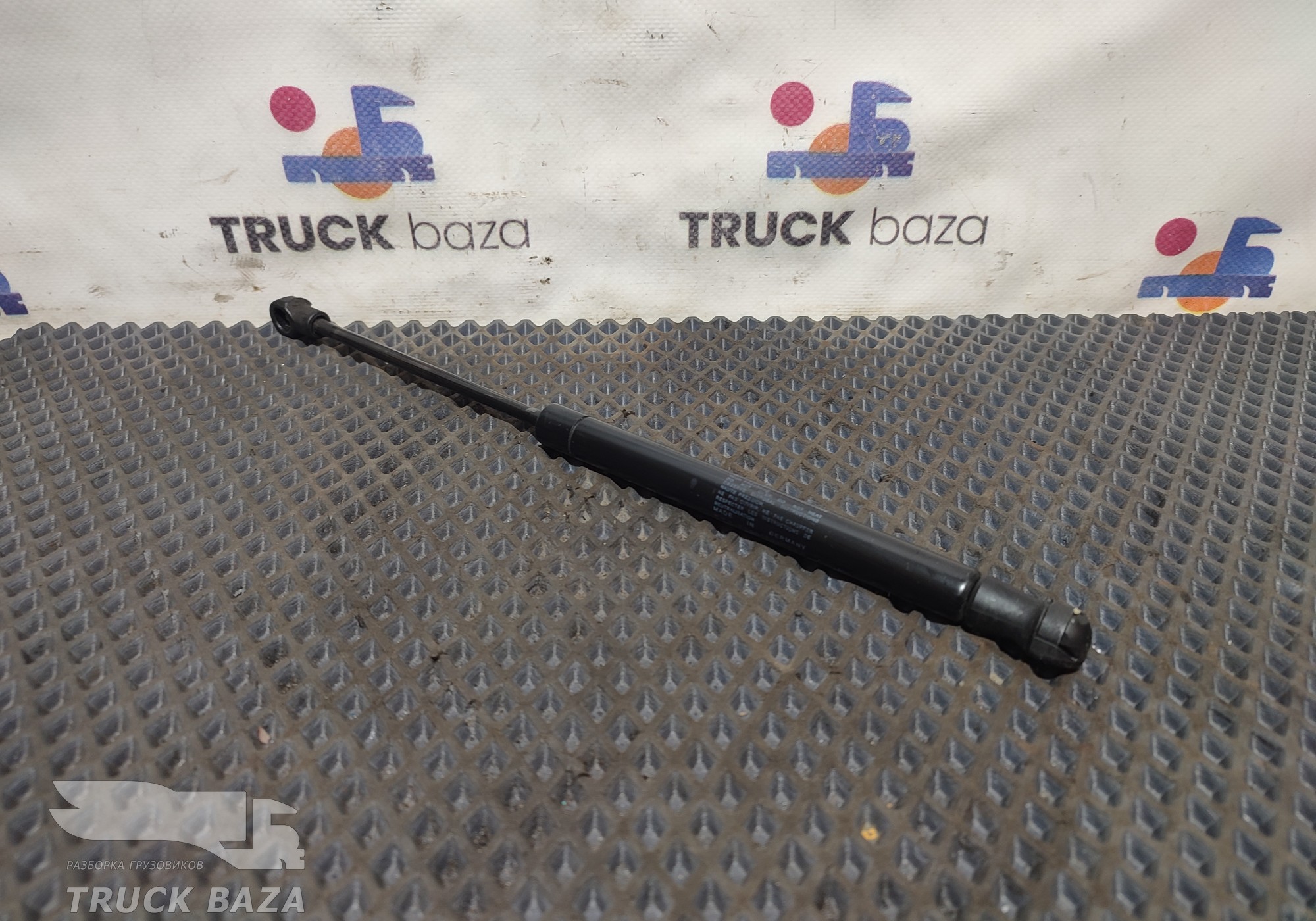 81970060032 Амортизатор рулевой колонки для Man TGS