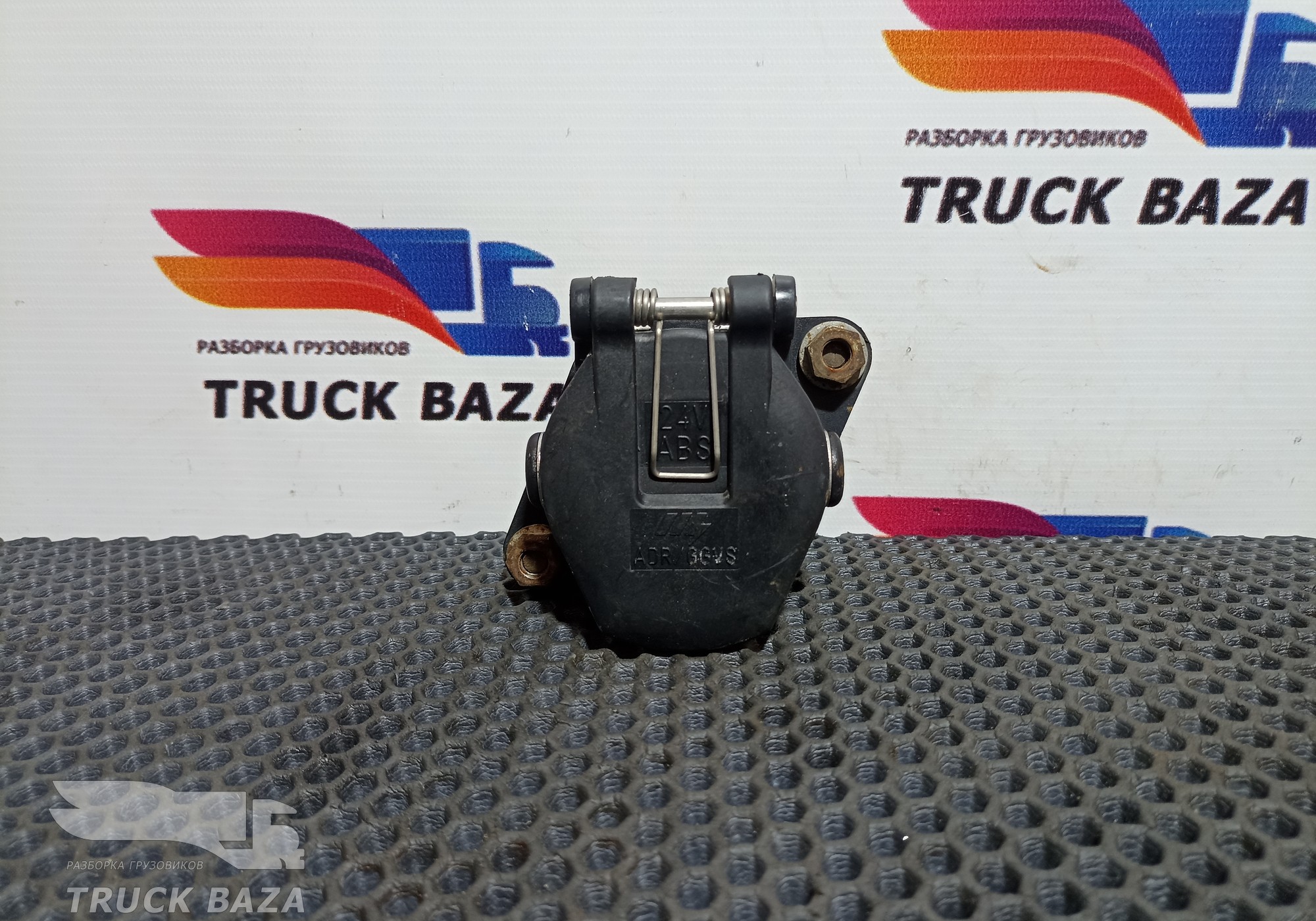 81254326042 Корпус розетки для Iveco Turbostar