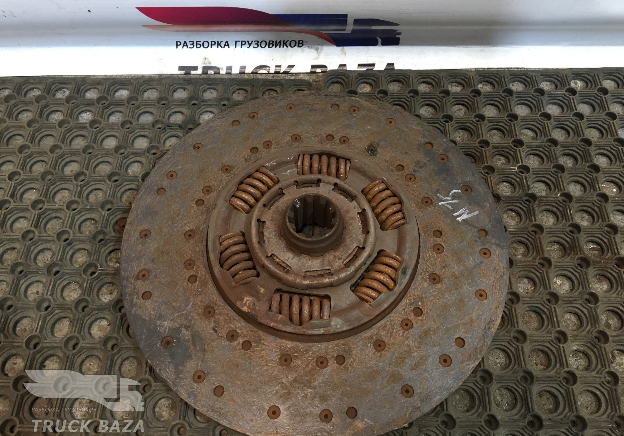 81303010574 Диск сцепления для Man F90