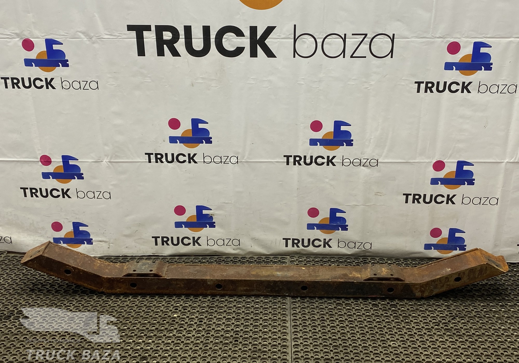 54902809010 Усилитель переднего бампера для КАМАЗ 5490 (с 2013)