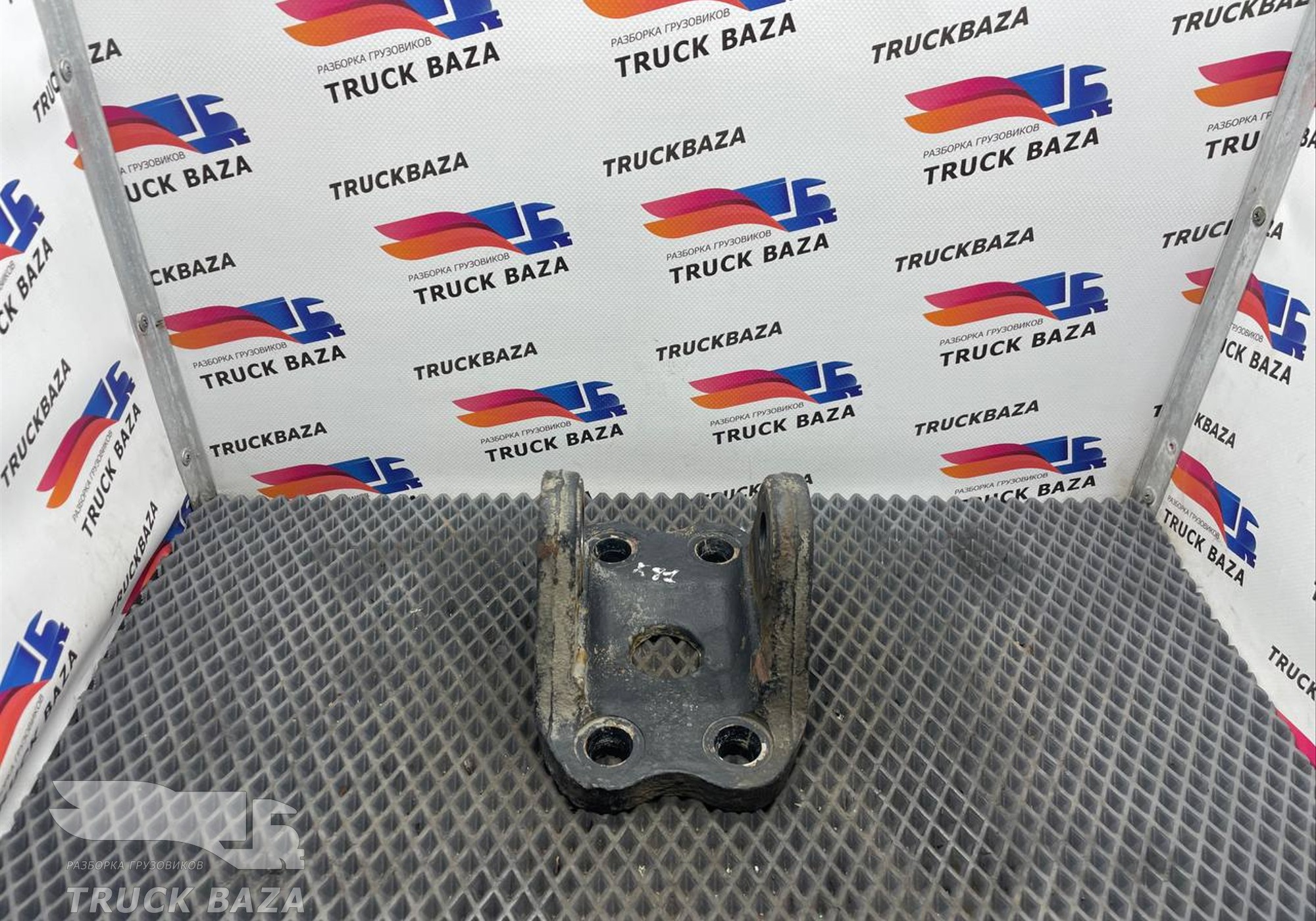 65802902444 Кронштейн рессоры передней для КАМАЗ 54901