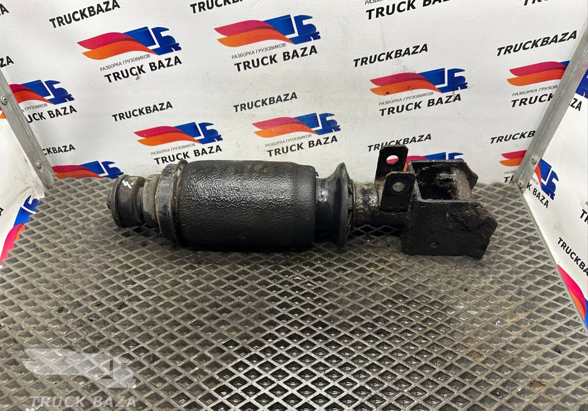 5010228849 Подушка кабины задняя для Renault Magnum III E-tech (с 2001 по 2005)