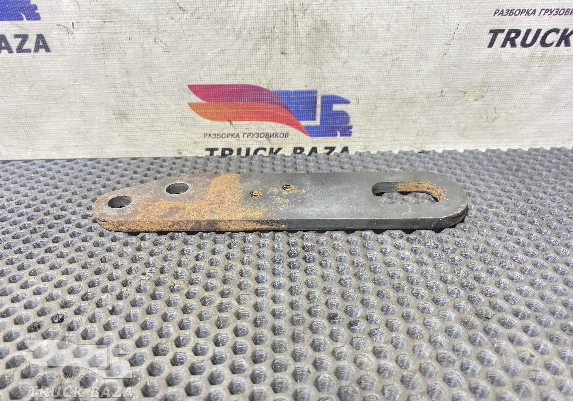 A4572233141 Проушина двигателя для Mercedes-Benz