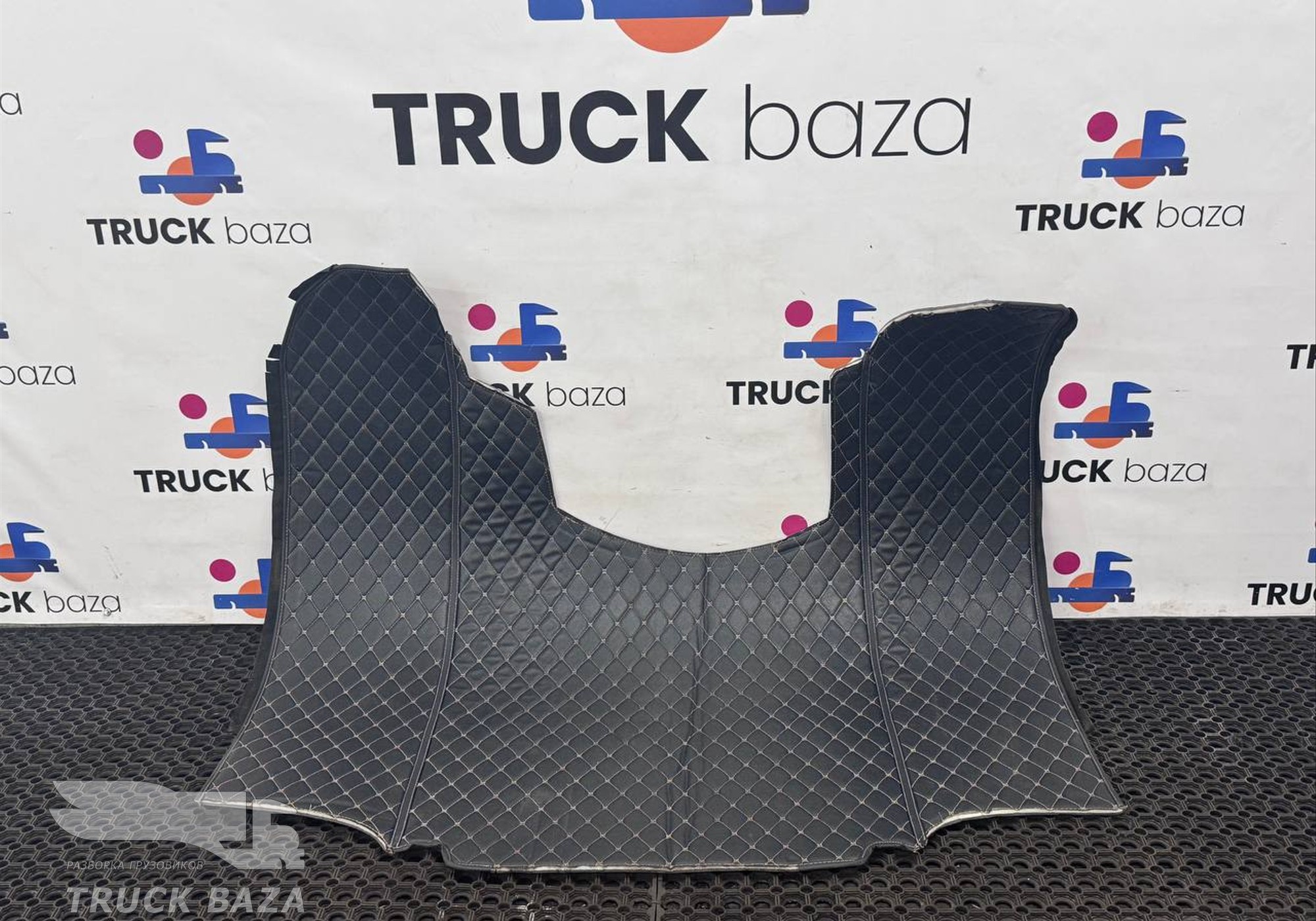 Коврик салона для Sinotruk Sitrak C7H