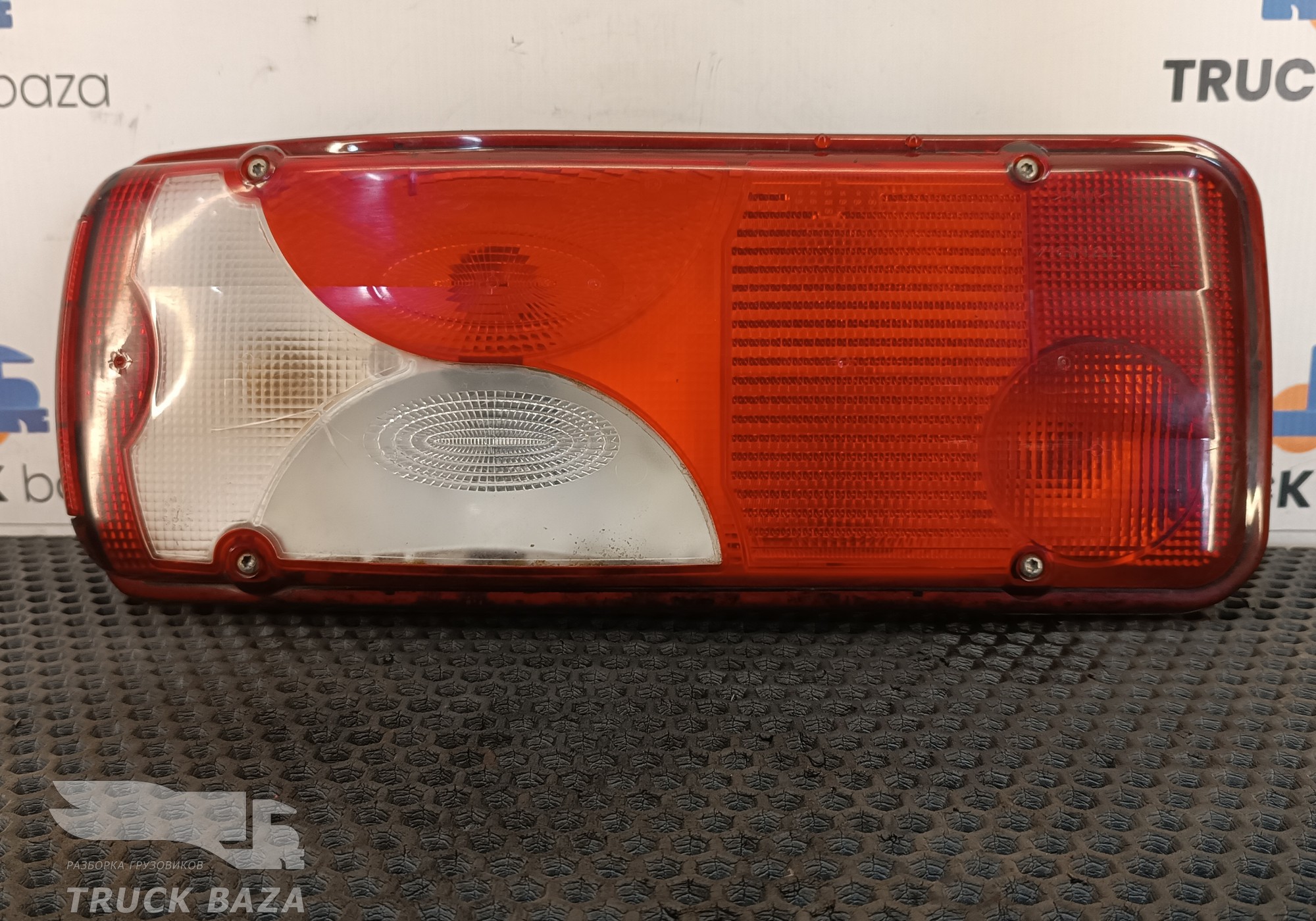 2129985 Фонарь задний левый для Scania 5-series P (с 2004 по 2016)