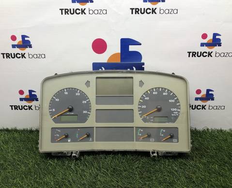 81272026125 Панель приборов