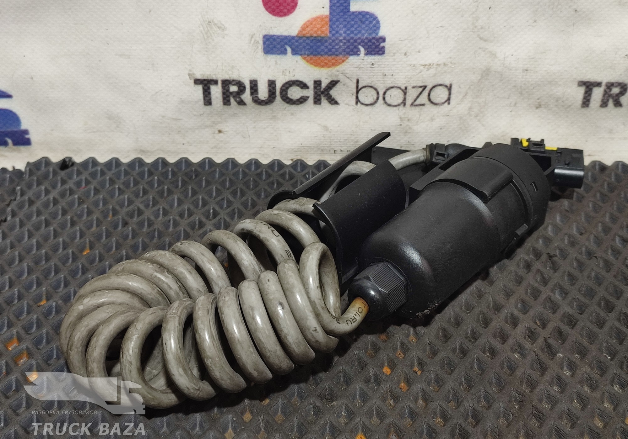 549014016020 Пульт управления опрокидыванием кабины для КАМАЗ 54901