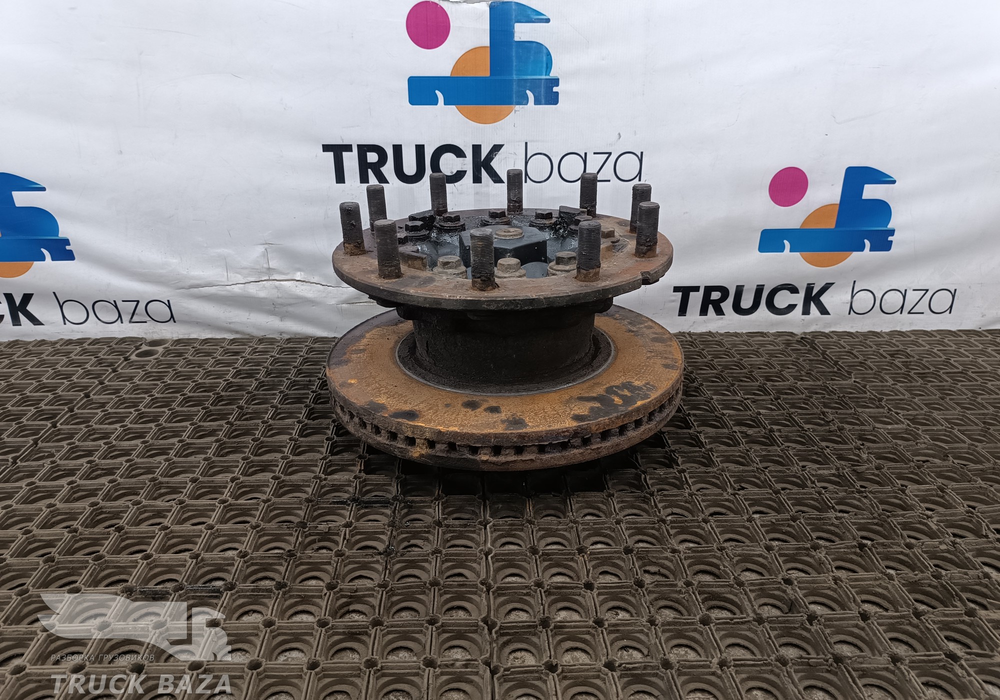 7183906 Ступица передняя для Iveco