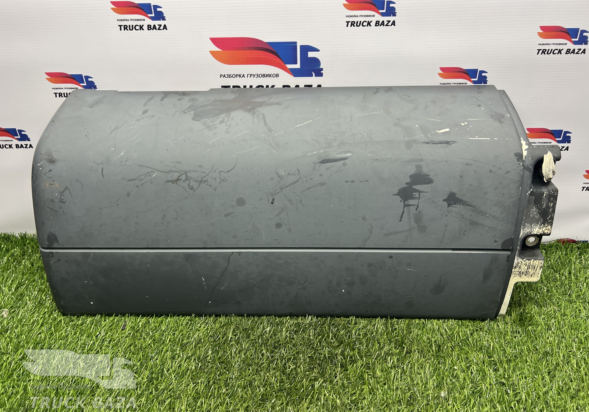 82615100058 Продолжение крыла правого