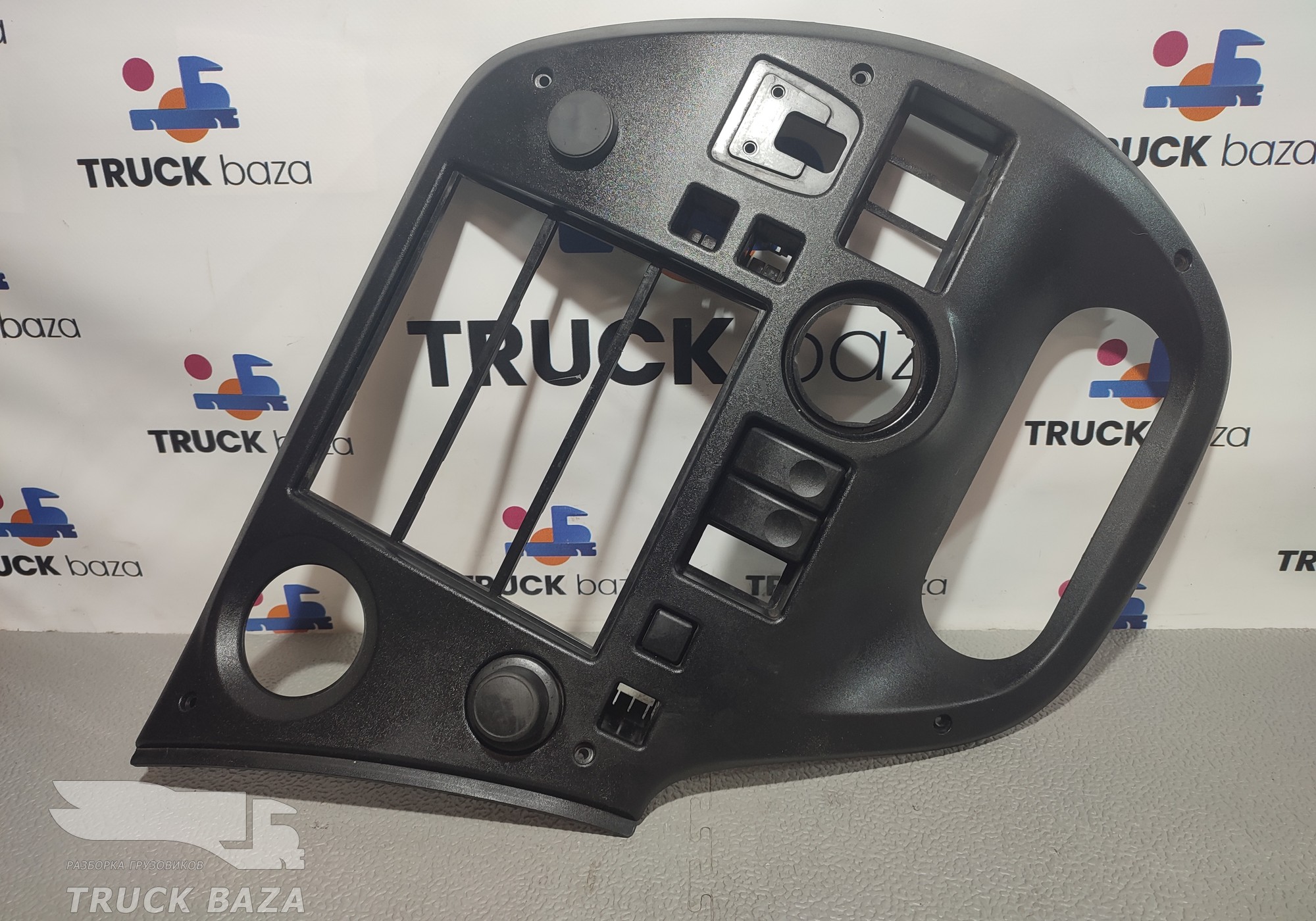 1634735 Рамка приборной панели для Daf XF105 (с 2006 по 2020)
