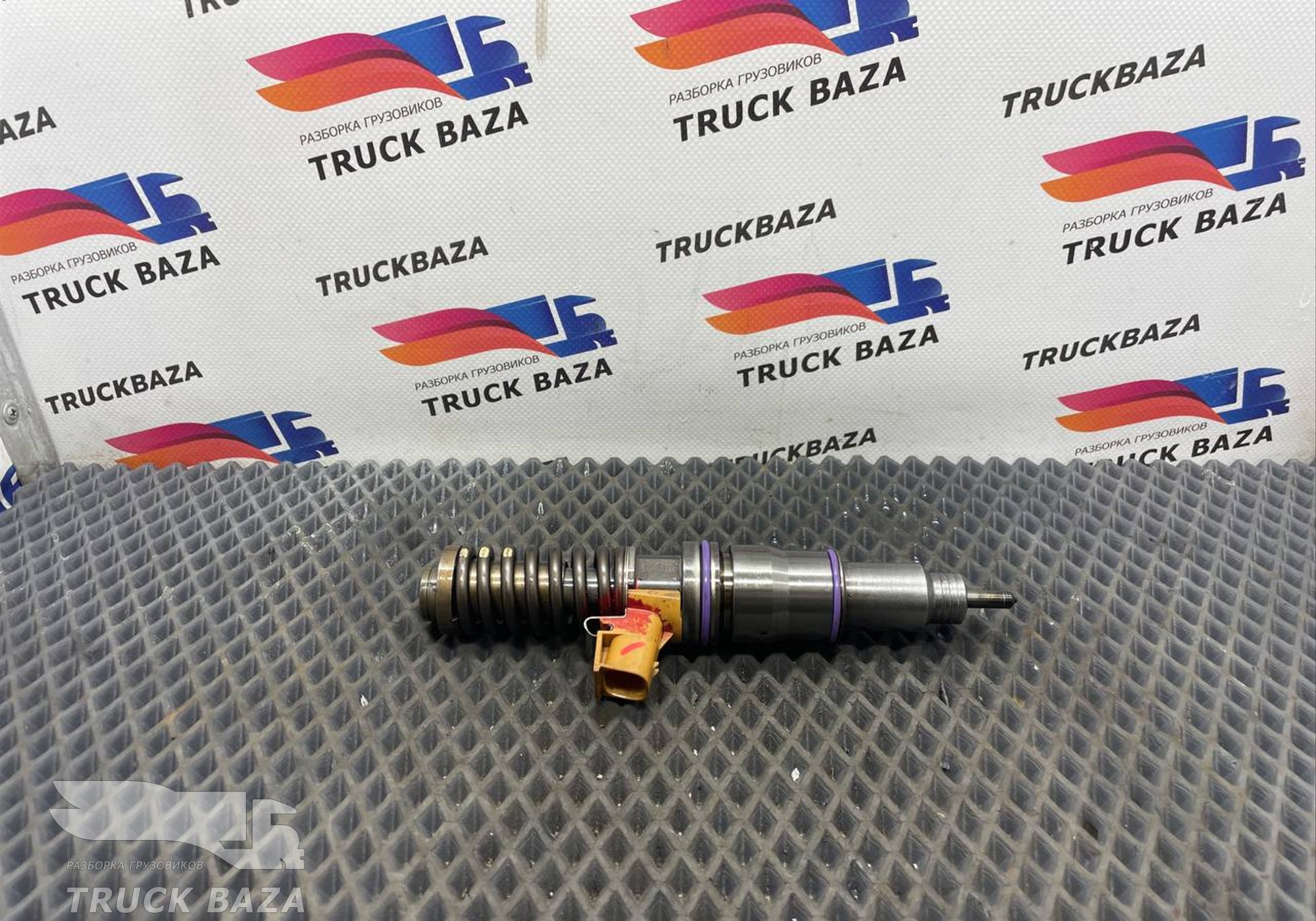 21207143 Форсунка топливная электрическая для Renault Premium II (с 2005 по 2013)