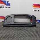 1308503 Накладка дефлектора правая