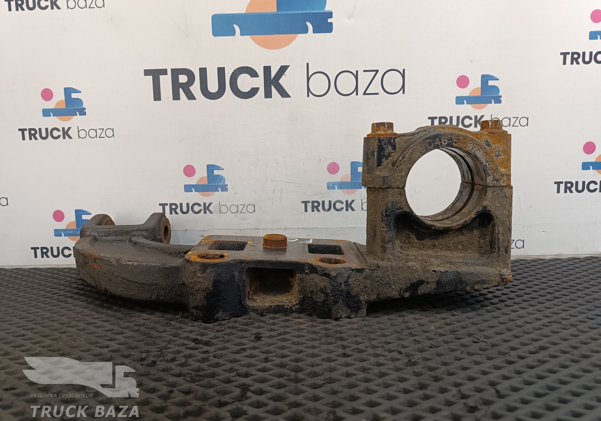 DC465B493AB Кронштейн стабилизатора переднего правый для Ford F-MAX (с 2018)