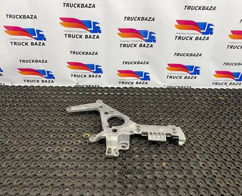 M3100655 Кронштейн подножки левый для Mercedes-Benz Actros New Actros MP4 (с 2011)