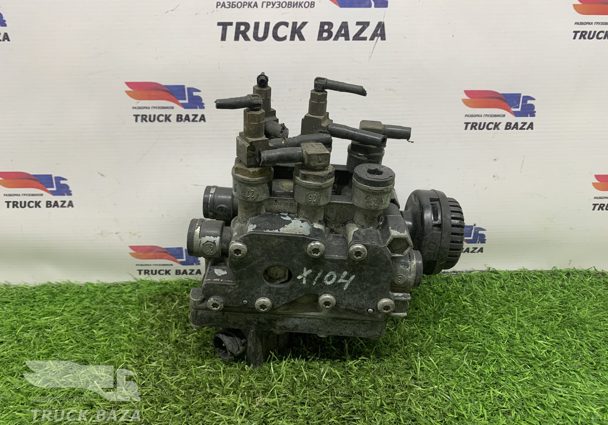 81259026240 Кран уровня пола главный