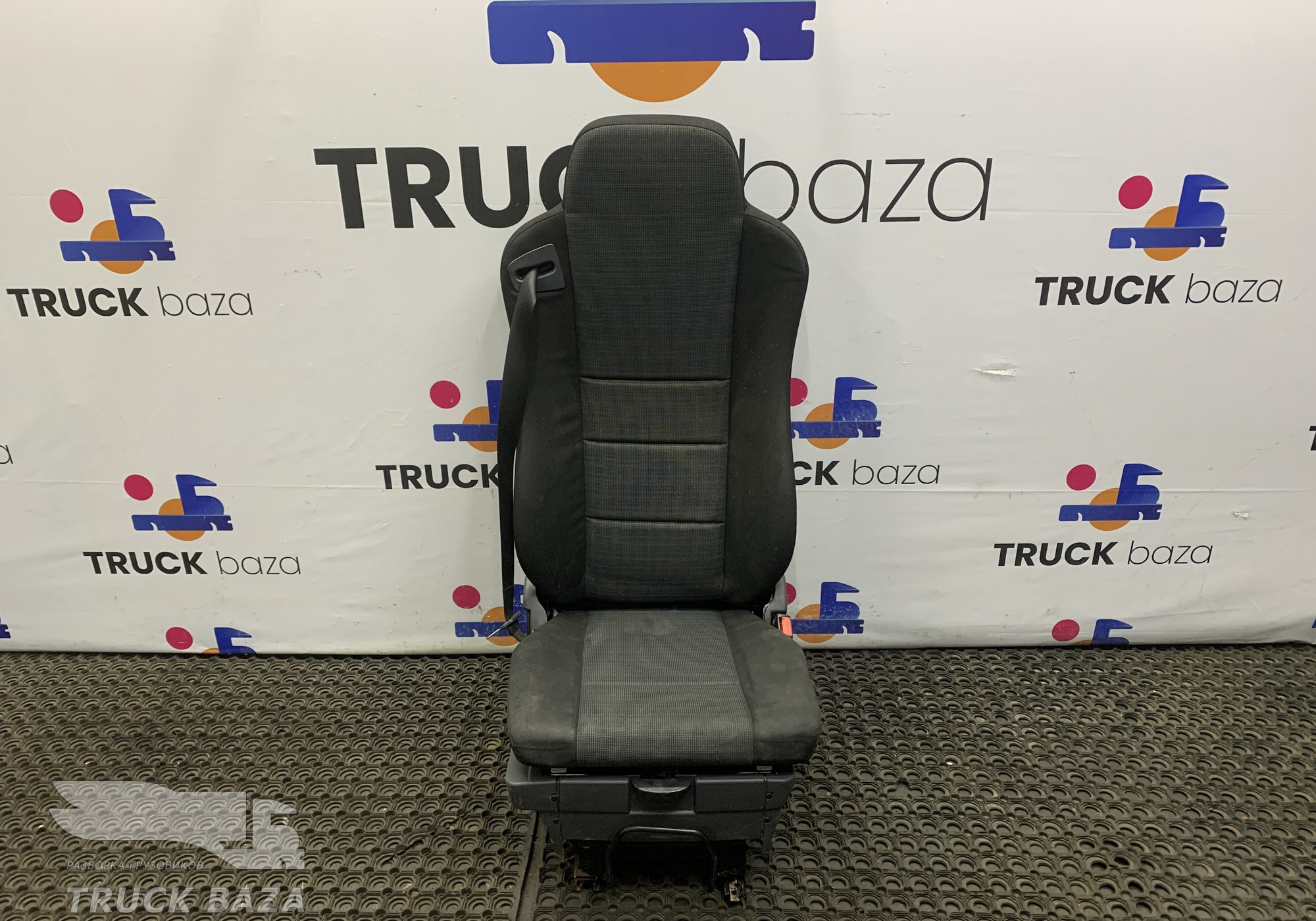 45104680003131 Сиденье пассажирское механическое для КАМАЗ 5490 (с 2013)