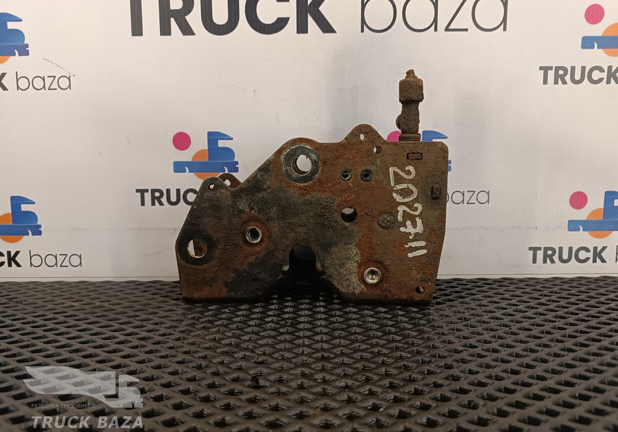 1427612 Замок кабины для Daf
