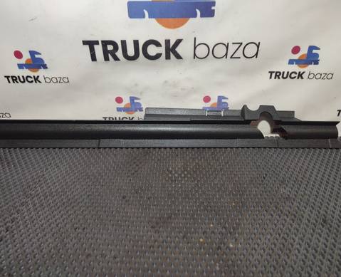 9406920001 Накладка стойки левая для Mercedes-Benz Axor II (с 2004 по 2010)