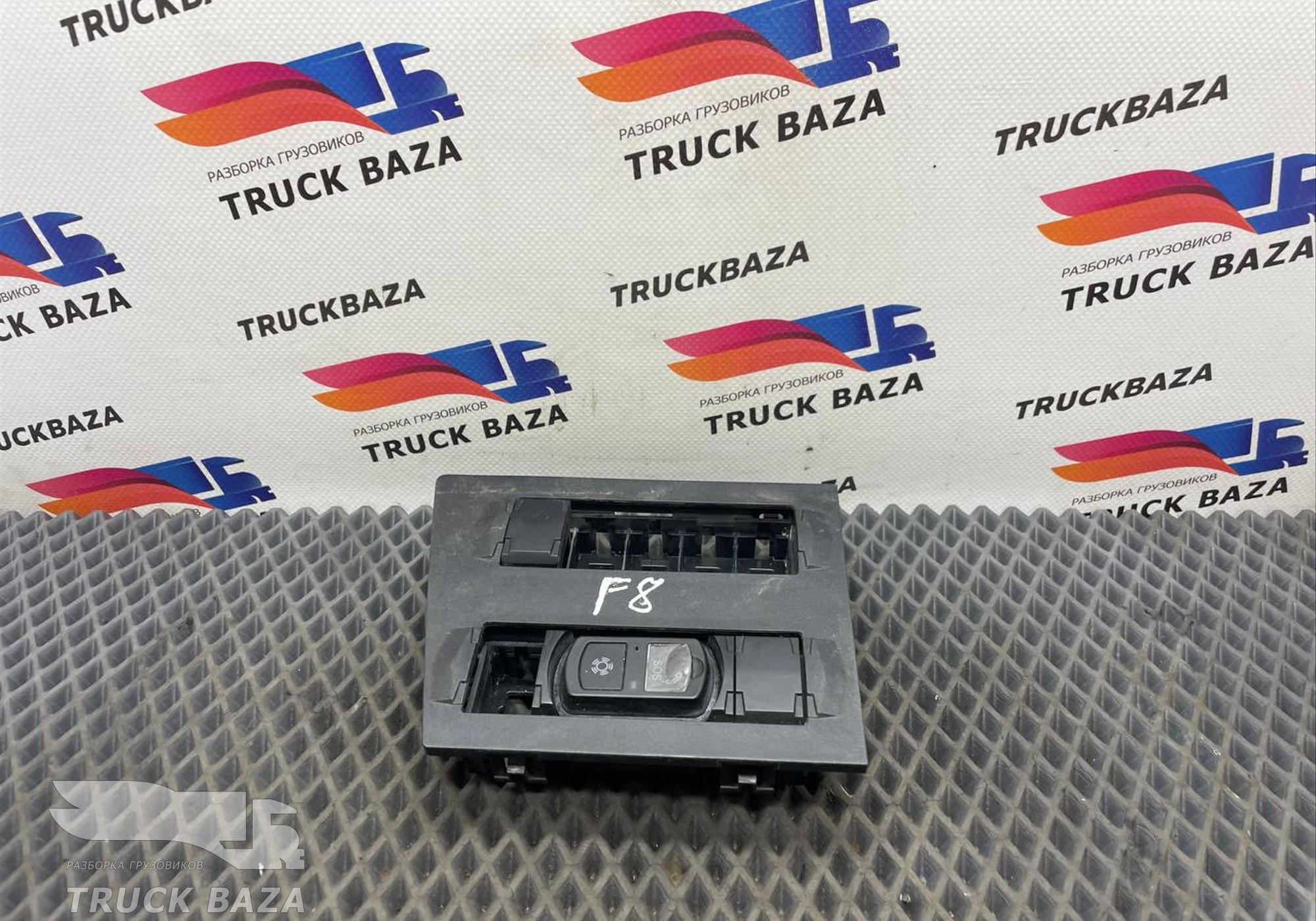 JC46E519F05ADW Накладка блока кнопок для Ford F-MAX (с 2018)