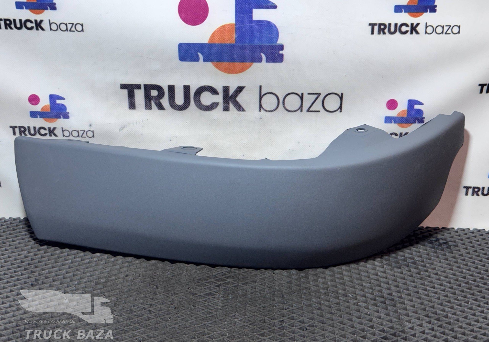 21413786 Угол бампера правый