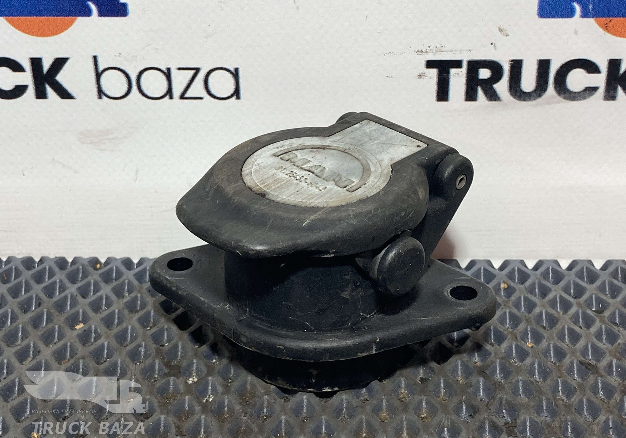 81254326042 Корпус розетки для Man TGX II (с 2012)