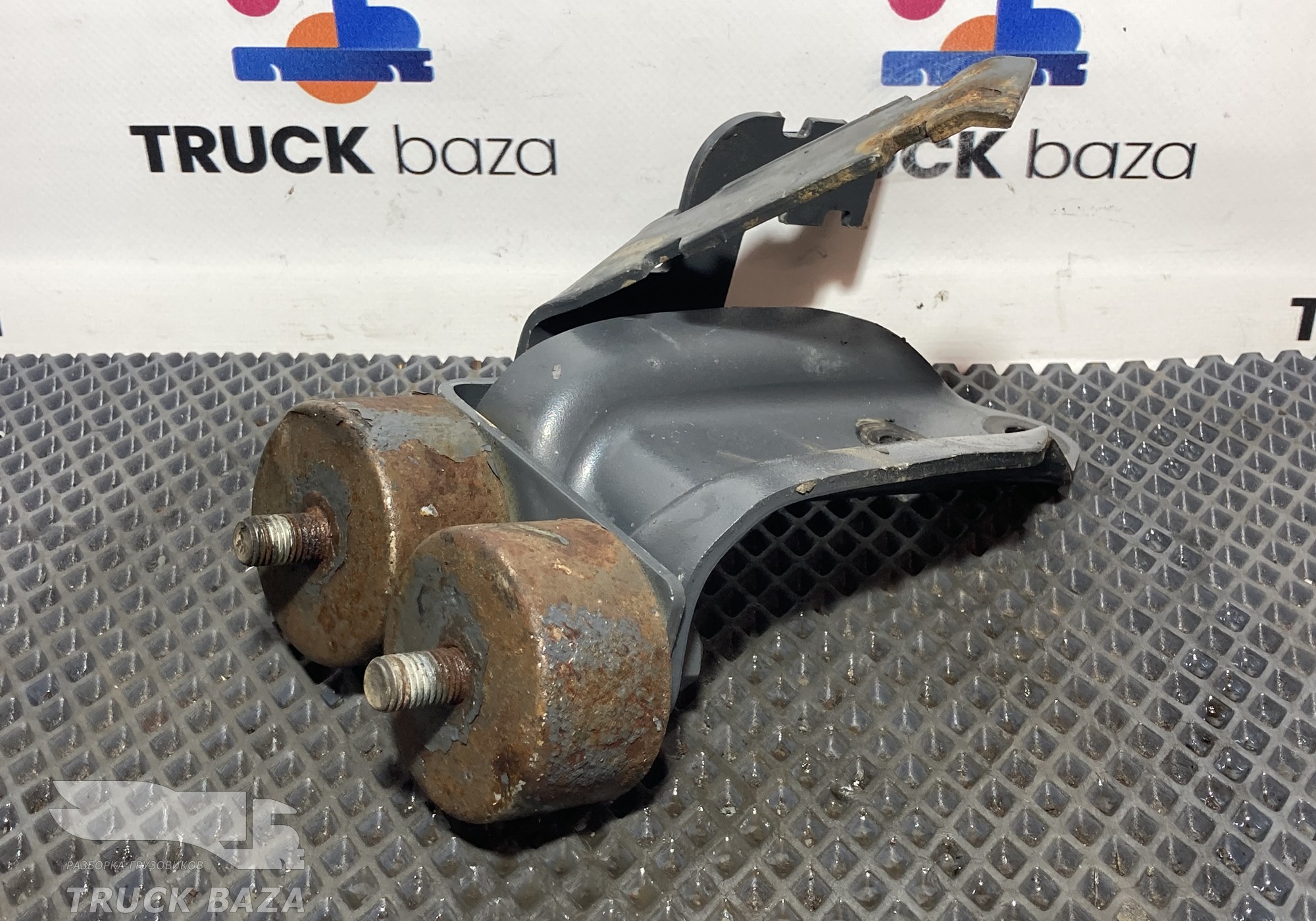 0221438 Кронштейн радиатора охлаждения для Daf XF105 (с 2006 по 2020)