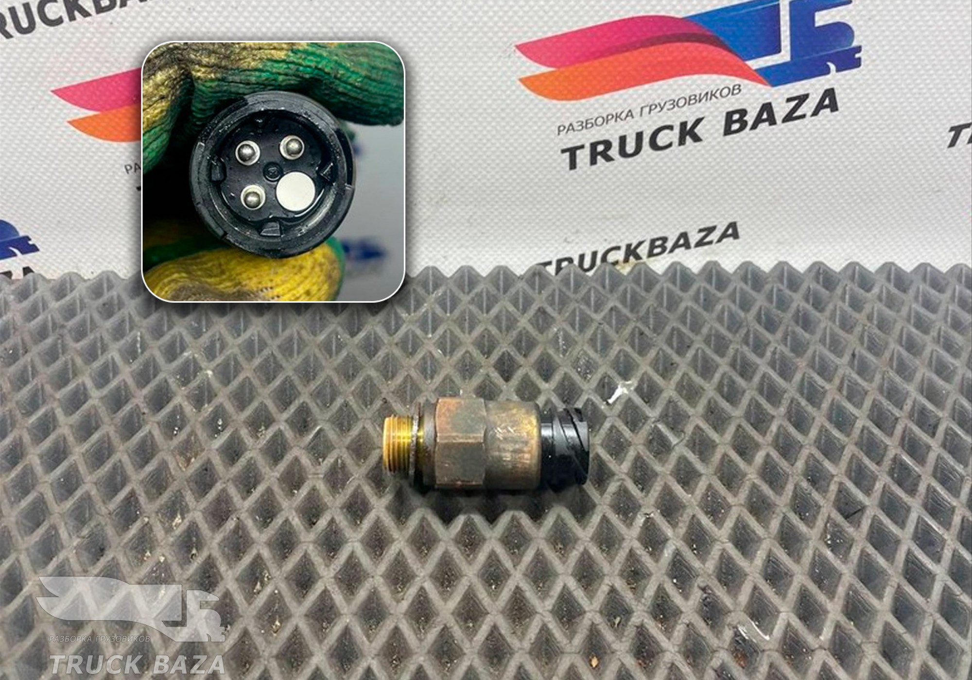 51274210247 Датчик давления масла для Man TGX II (с 2012)