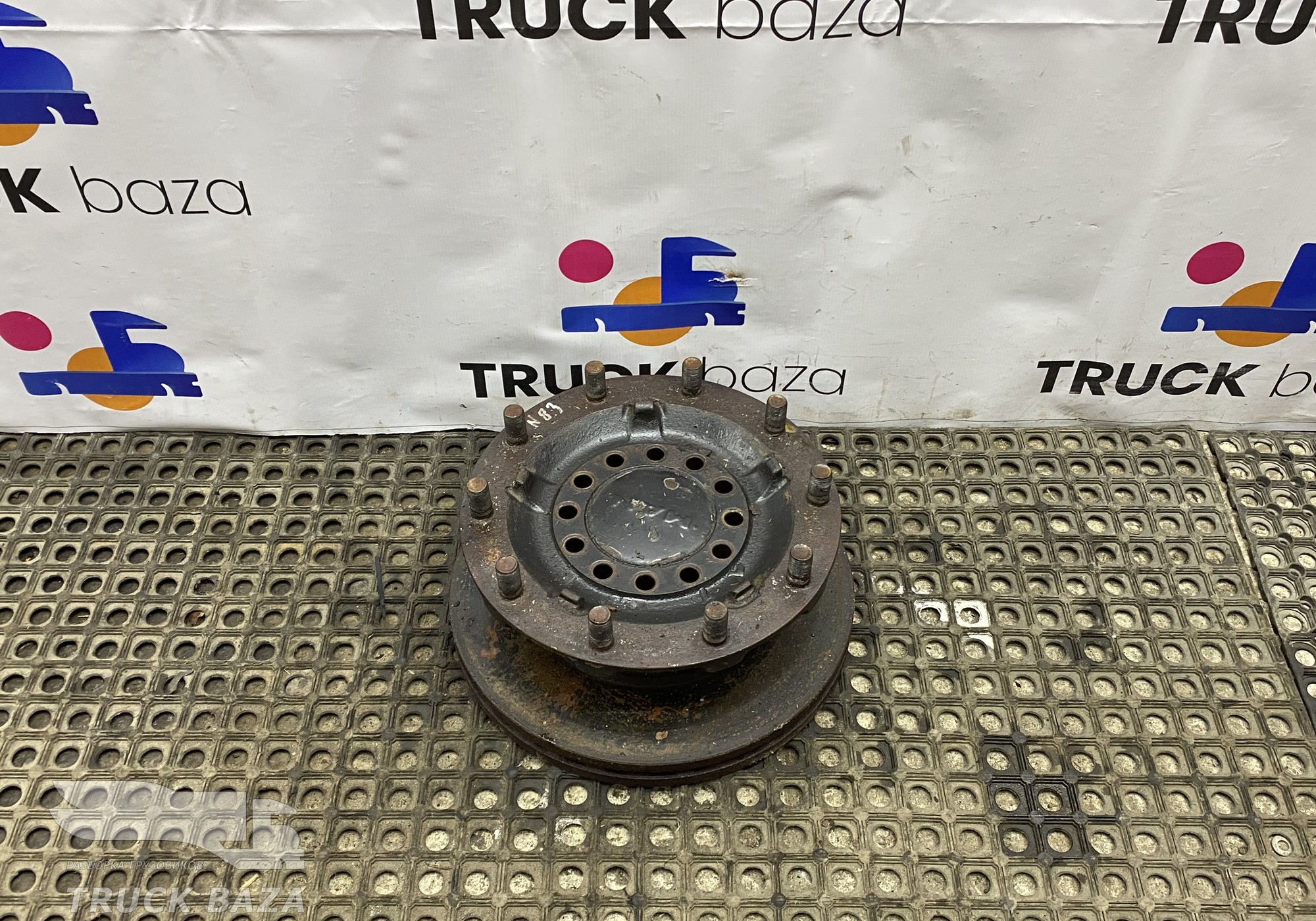 81443013194 Тормозной диск в сборе с фланцем