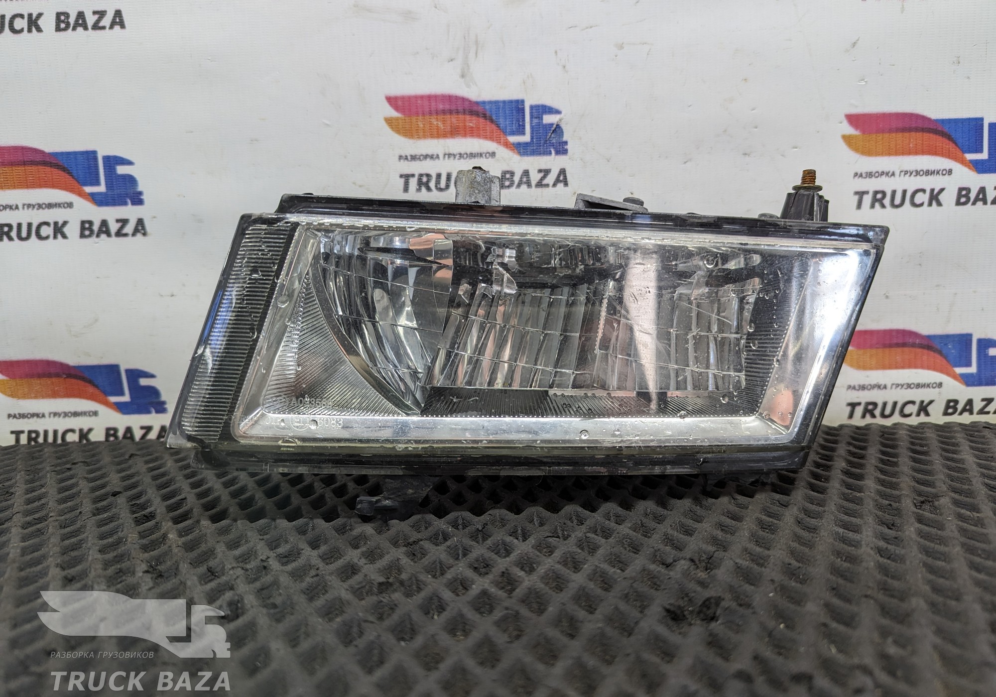 2552714 Фара противотуманная левая для Scania 6-series G (с 2016)