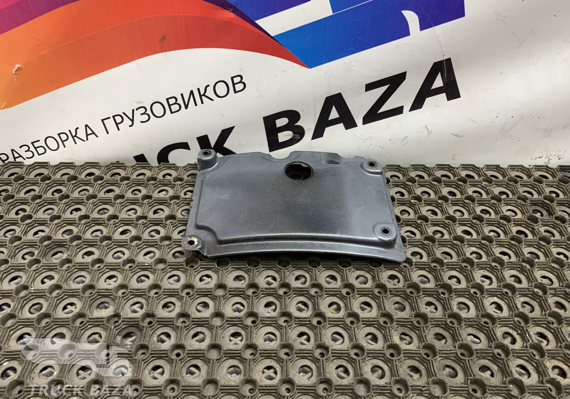 2164795 Противошумный экран КПП для Man TGX