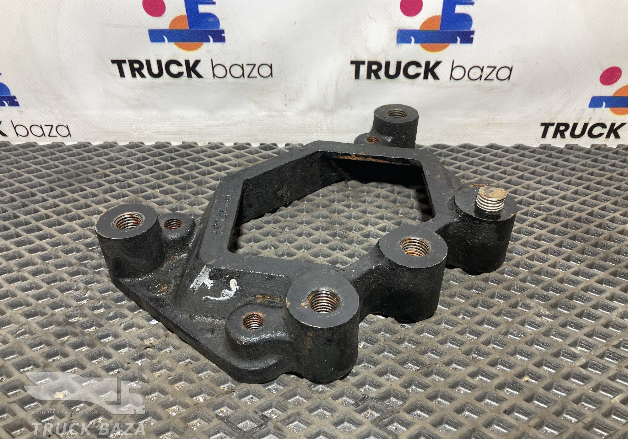 7421175S1 Кронштейн опоры АКПП для Ford F-MAX (с 2018)