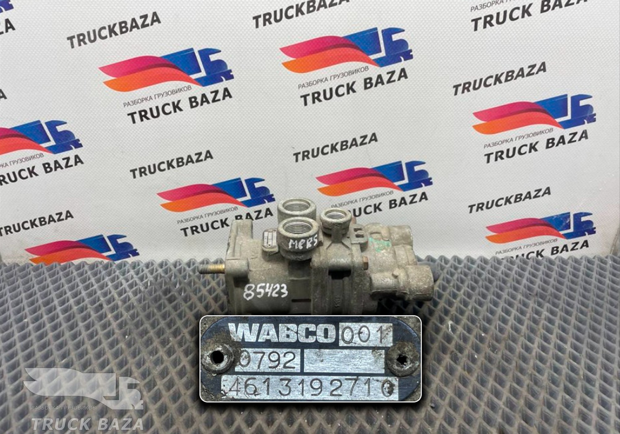 4613192710 Кран тормозной для Mercedes-Benz Actros MP1 (с 1996 по 2003)