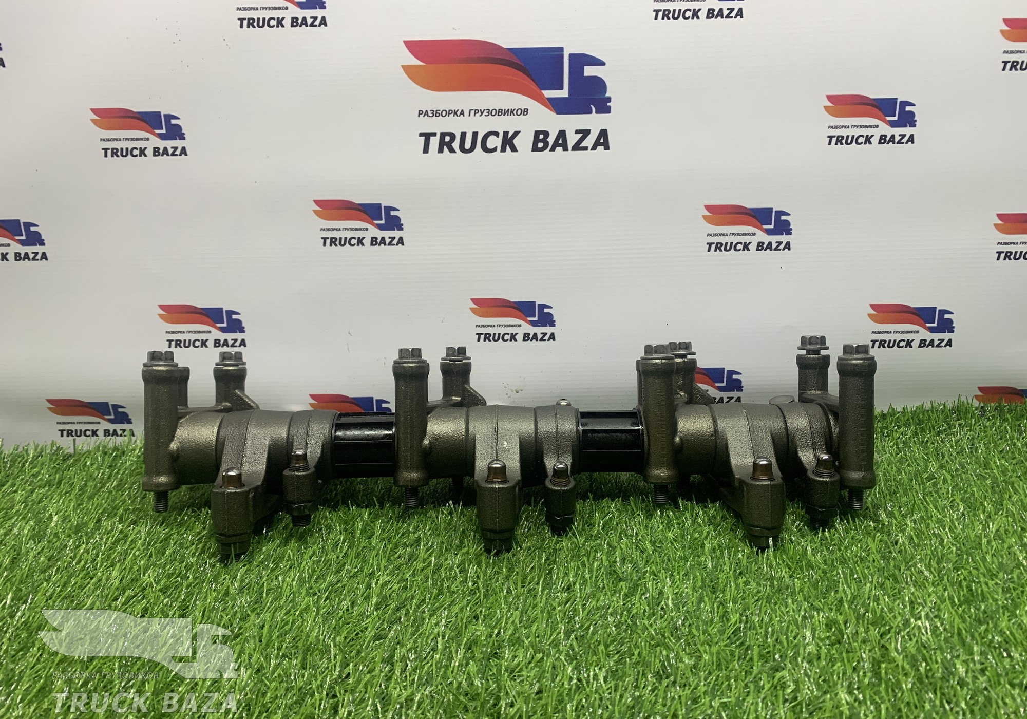 2157846 Вал рокеров для Daf XF106 (с 2012)