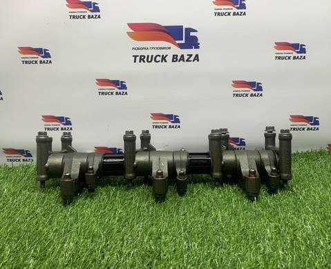 2157846 Вал рокеров для Daf XF106 (с 2012)