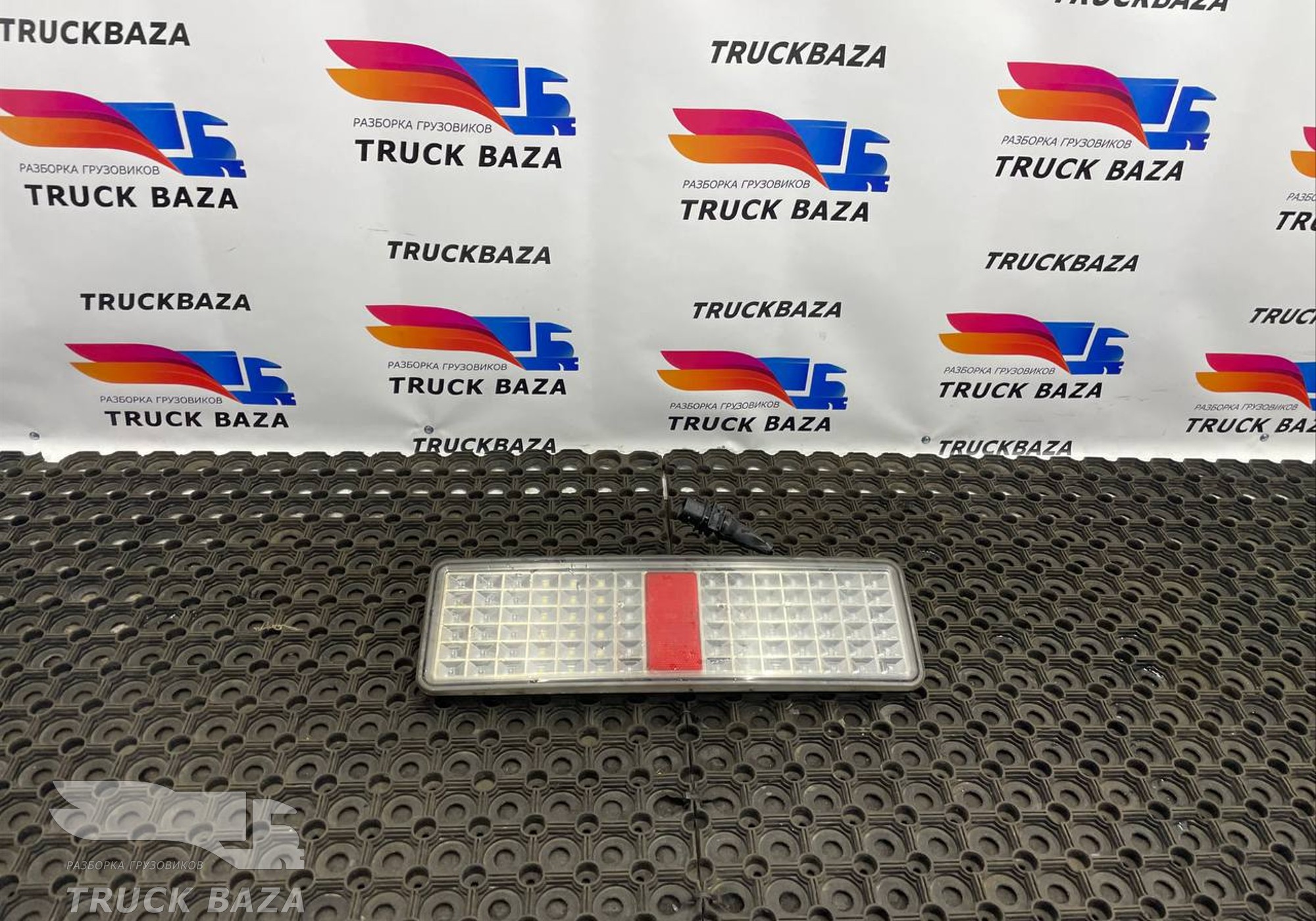 AS023716010 Фонарь задний для КАМАЗ 54901