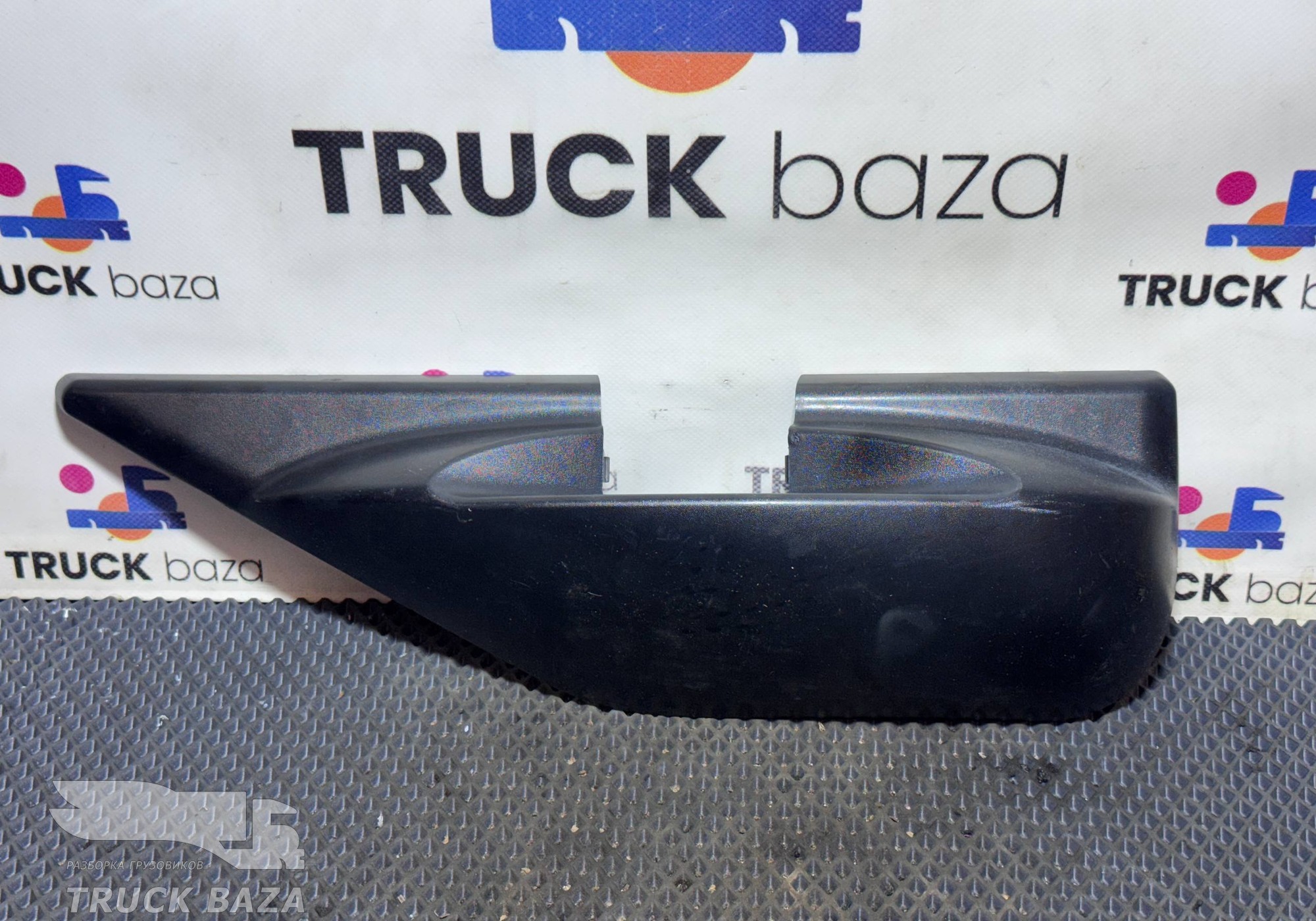 5010623058 Накладка зеркала правого для Renault Premium II (с 2005 по 2013)