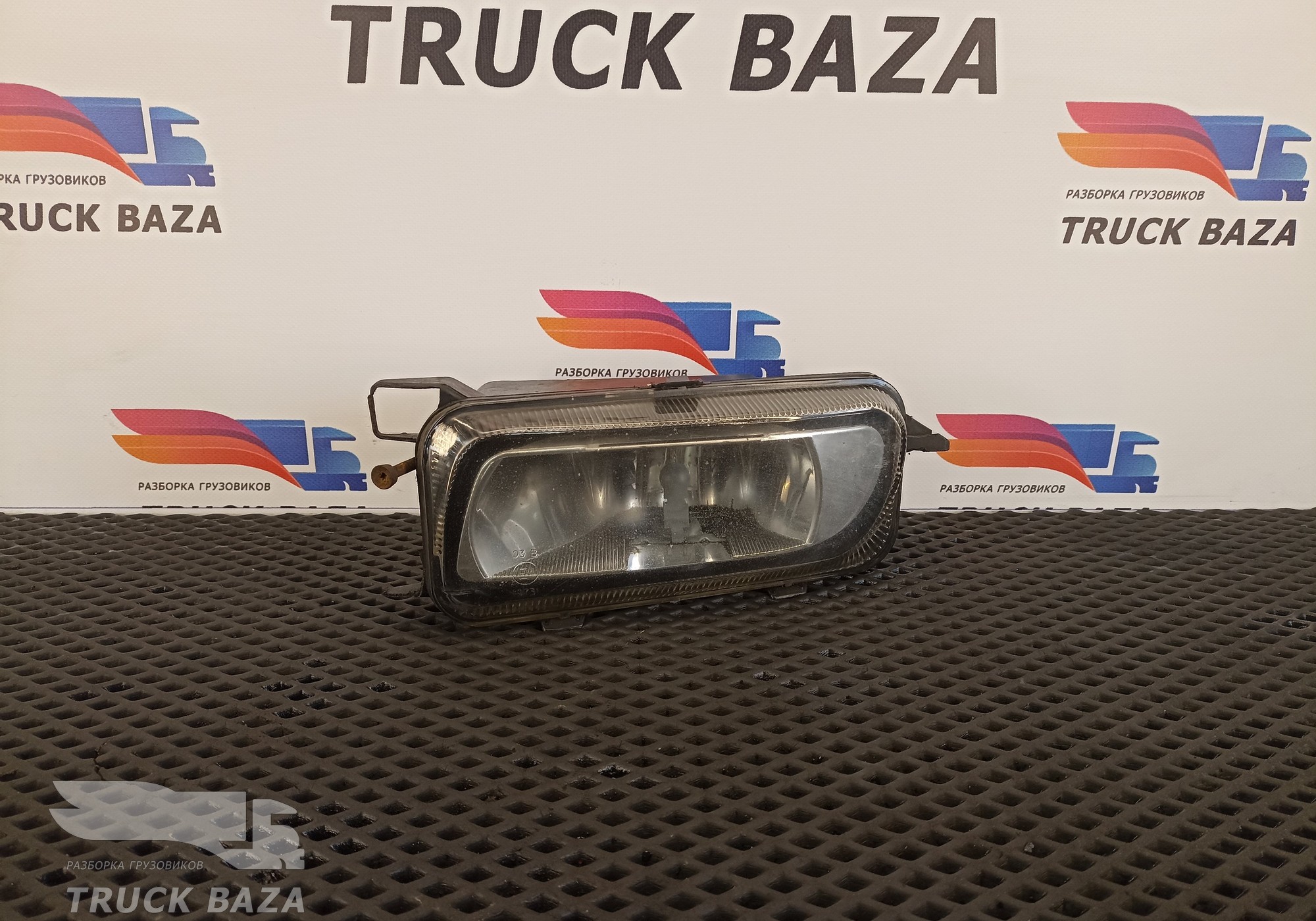A9438200056 Фара противотуманная левая для Mercedes-Benz Actros