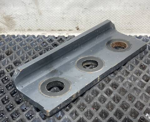 A9413120384 Кронштейн траверсы для Mercedes-Benz Axor