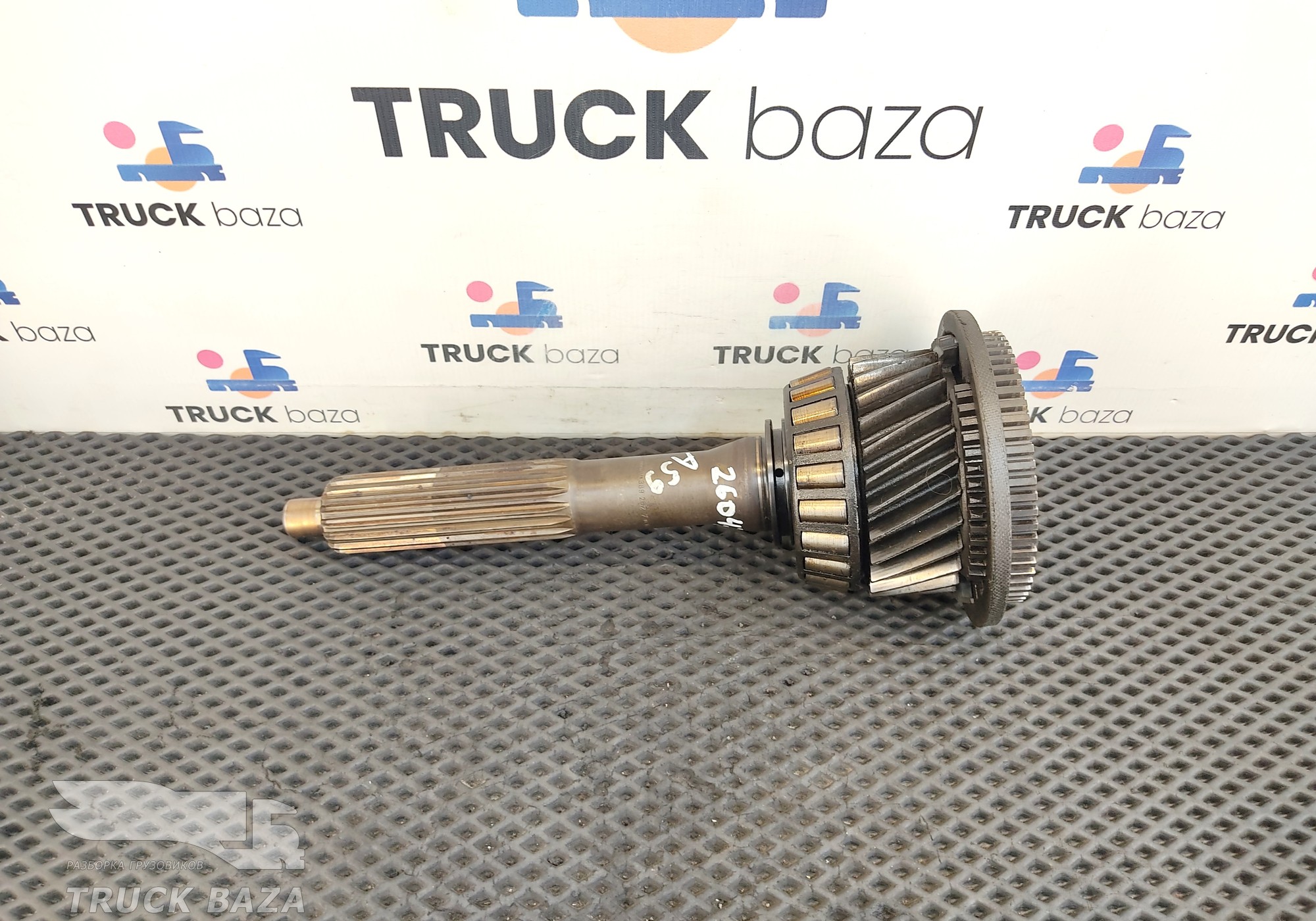 3892627601 Вал КПП первичный