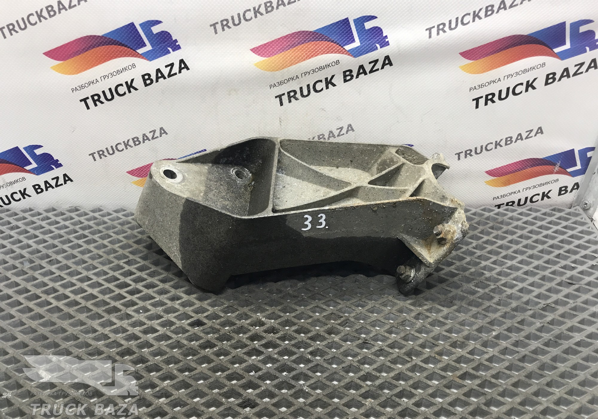 1371224 Кронштейн крепления крыла для Daf CF II (с 2006 по 2013)