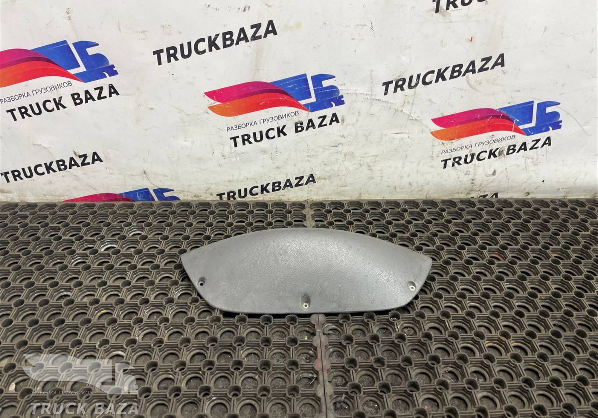 1652237 Накладка на торпедо для Daf XF105 (с 2005)