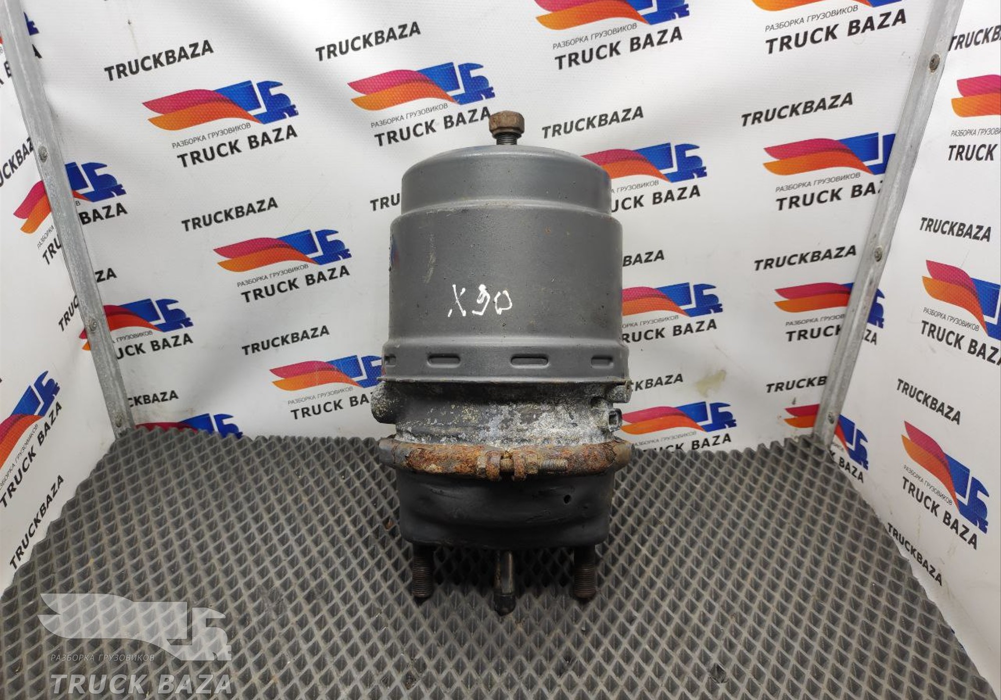 1686001 Энергоаккумулятор тормозной задни для Daf XF105 (с 2005)