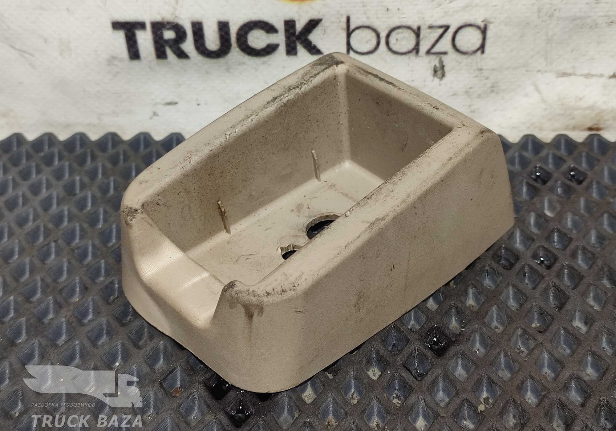 1449123 Кронштейн спального места