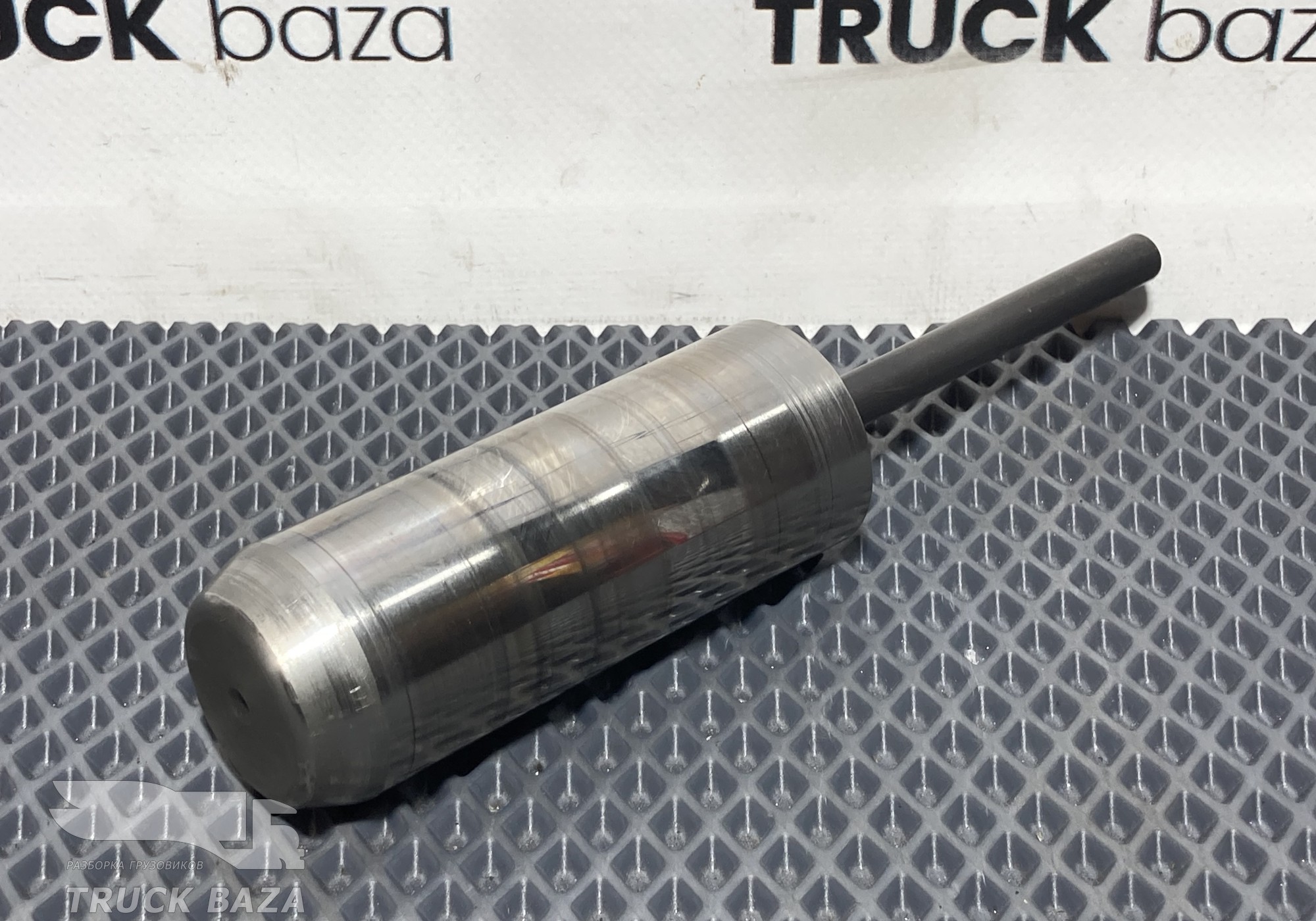 1315305009 Ось шестерни задней передачи КПП ZF для Daf XF105 (с 2005)